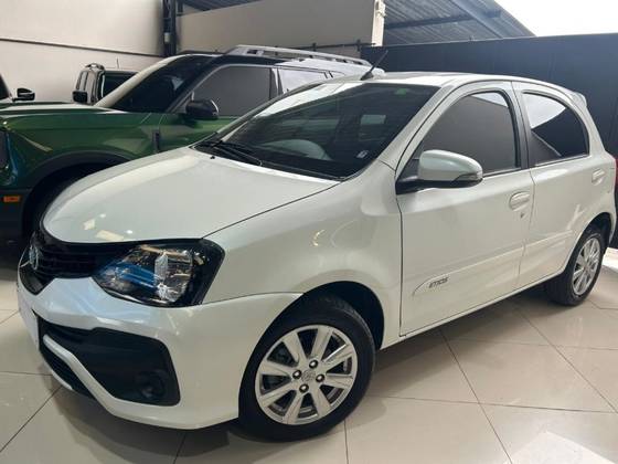 TOYOTA ETIOS 1.5 X PLUS 16V FLEX 4P MANUAL TOYOTA ETIOS 1.5 X PLUS 16V FLEX 4P MANUAL